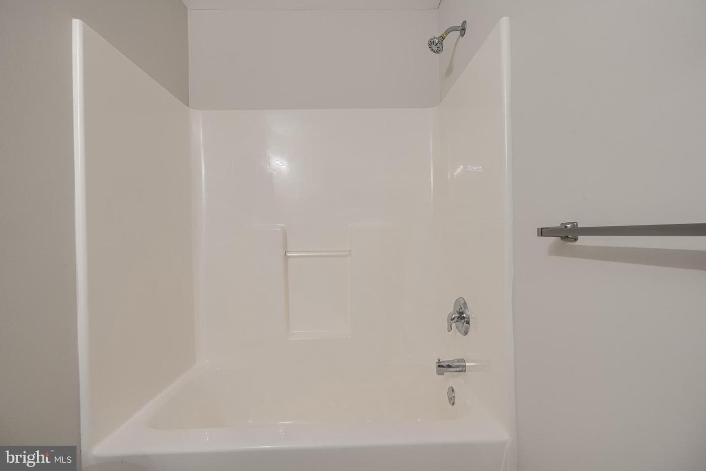 5925 Williams Street photo 9