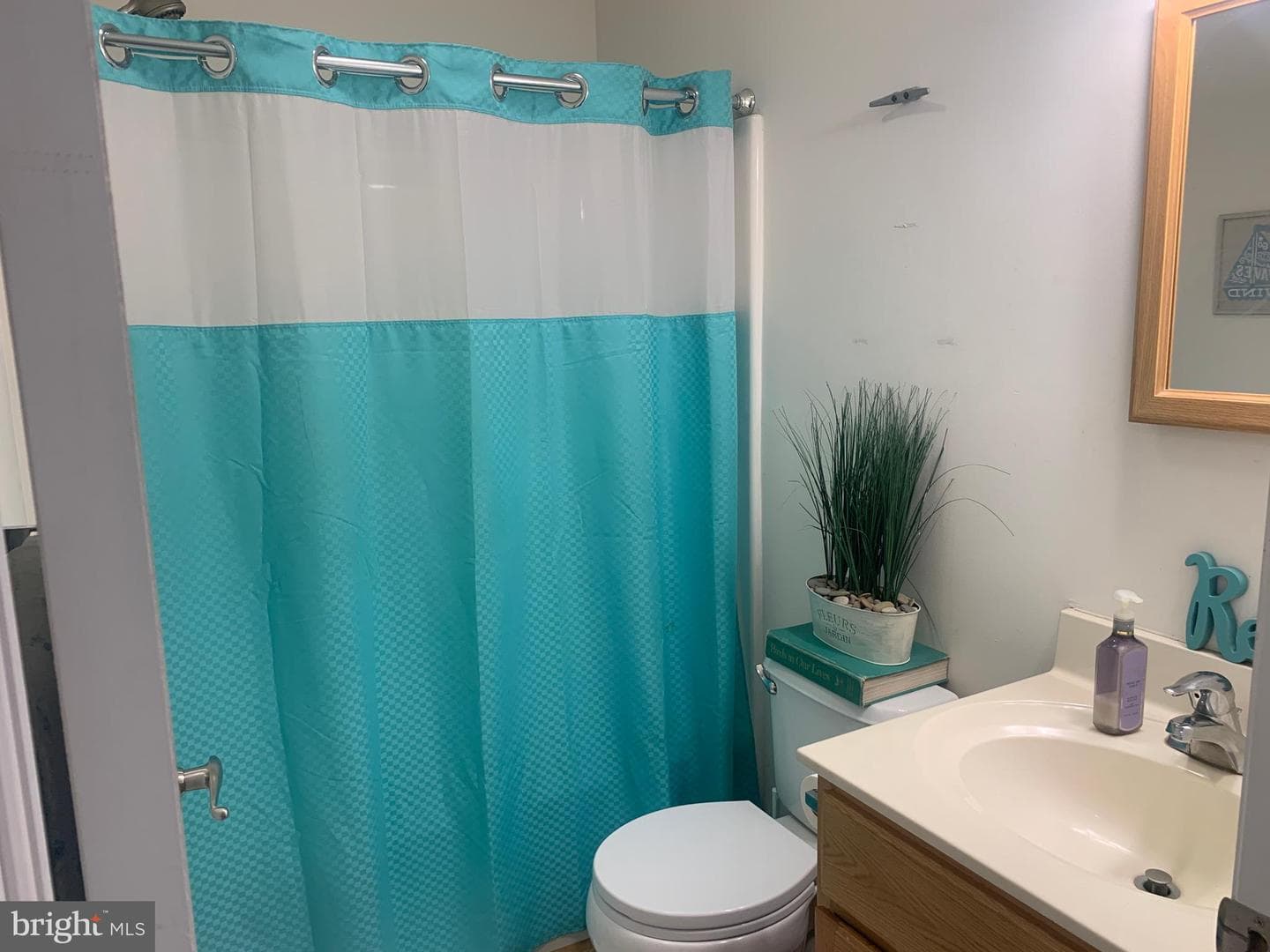20725 Wilkins Avenue photo 8