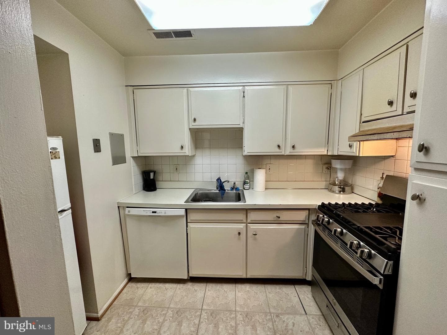 9820 Georgia Avenue #21-302 photo 5