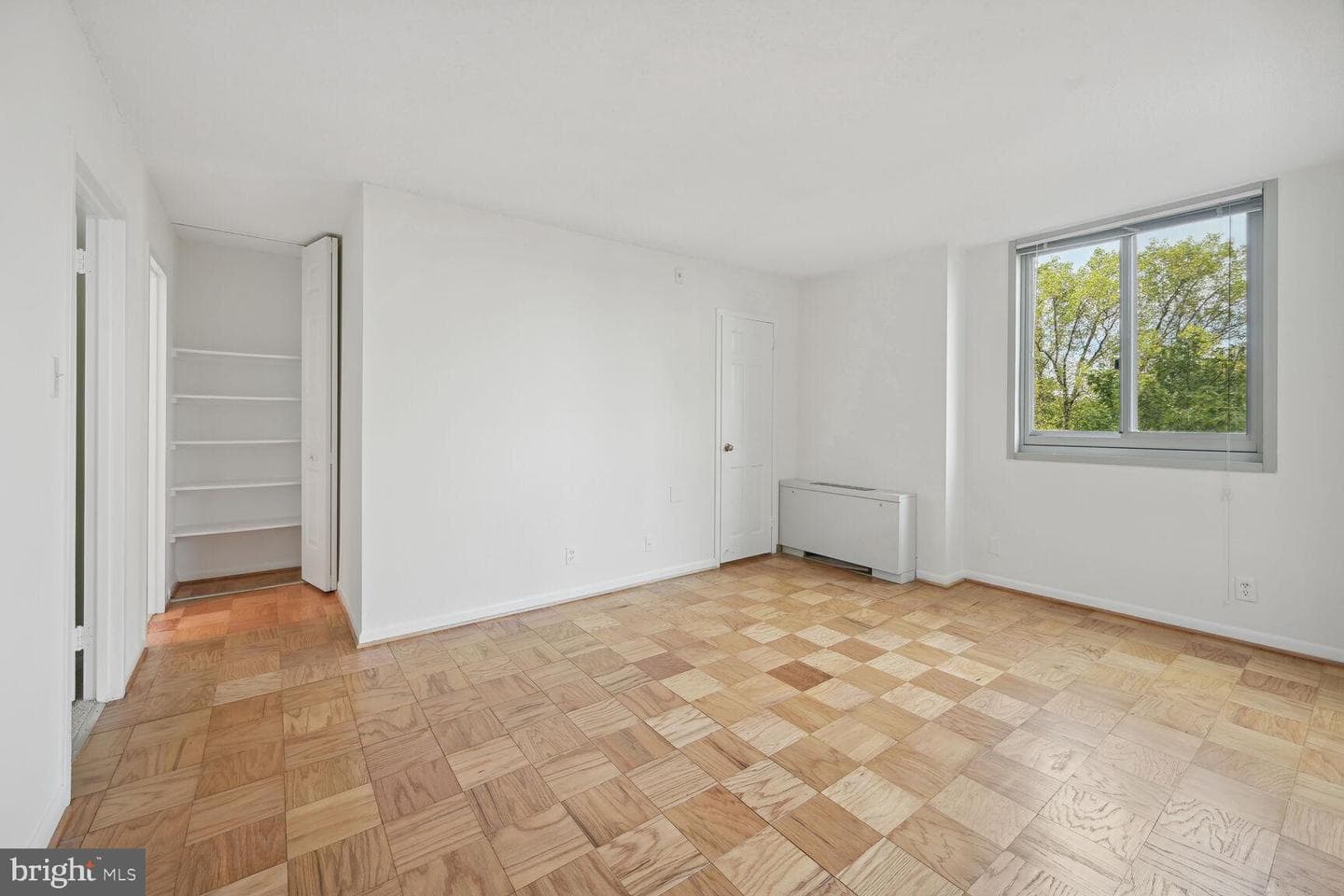 4601 N Park Avenue #709-J photo 12