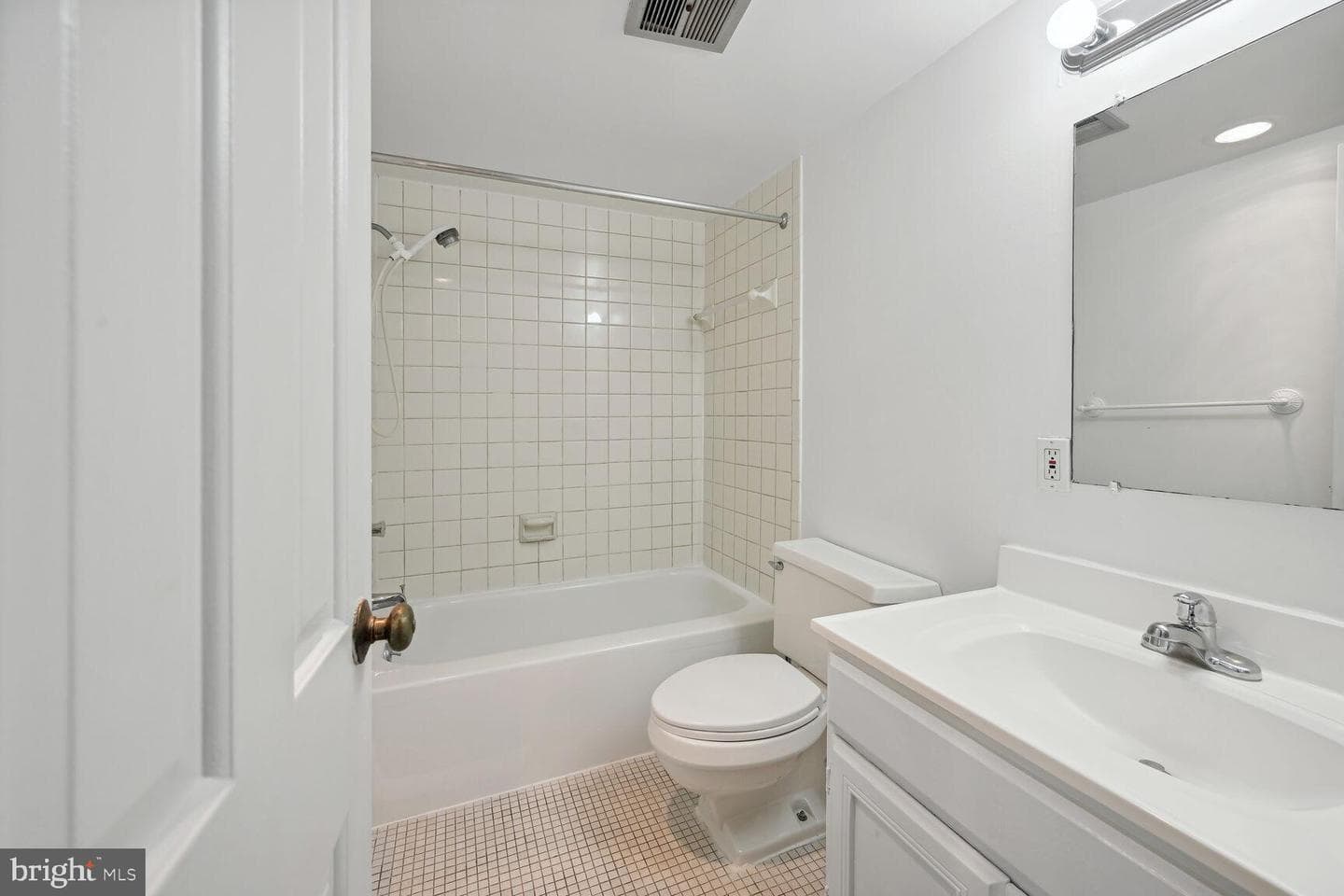 4601 N Park Avenue #709-J photo 14