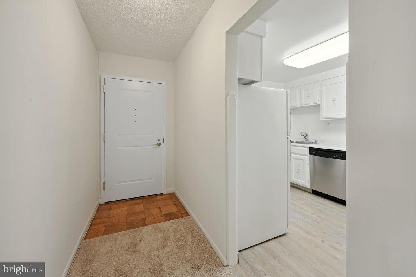 4601 N Park Avenue #709-J photo 3