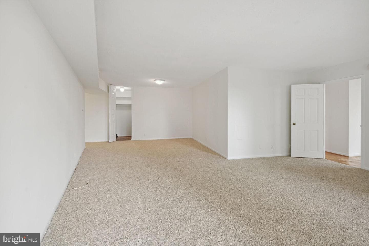 4601 N Park Avenue #709-J photo 6
