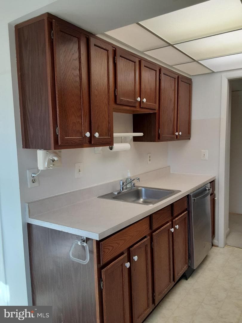 15201 Elkridge Way #93-2j photo 6