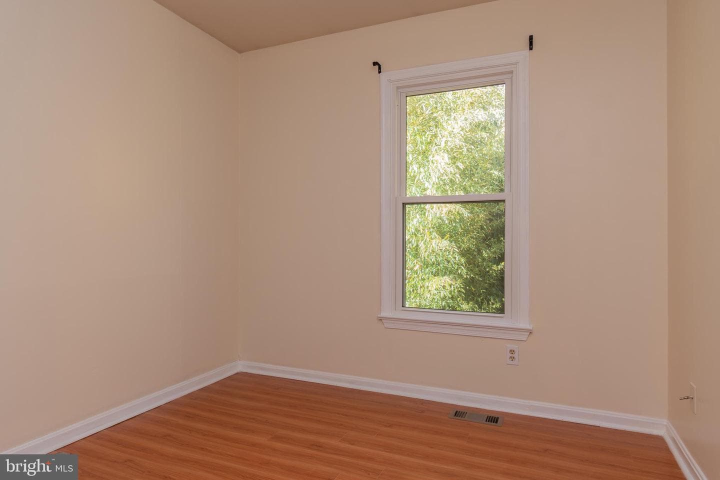 14620 Almanac Drive photo 15