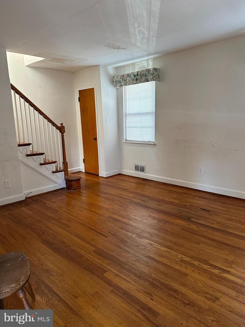 1404 Dublin Drive photo 4