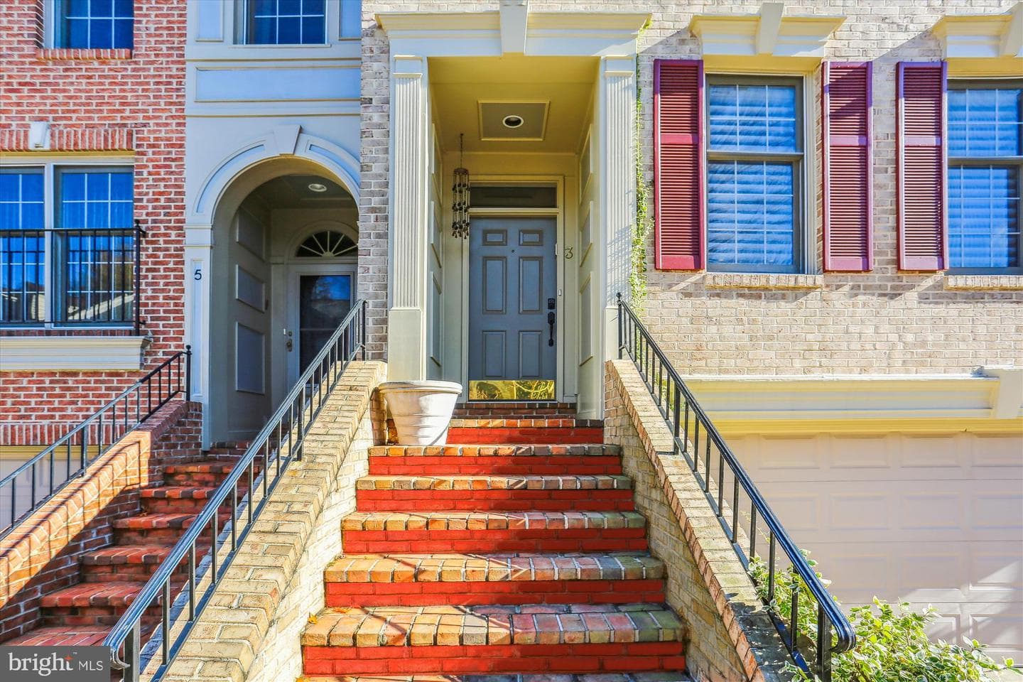 3 Bloomingdale Court photo 2