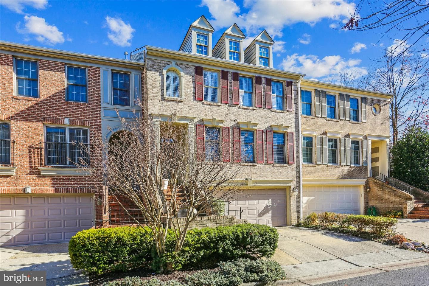 3 Bloomingdale Court photo 4