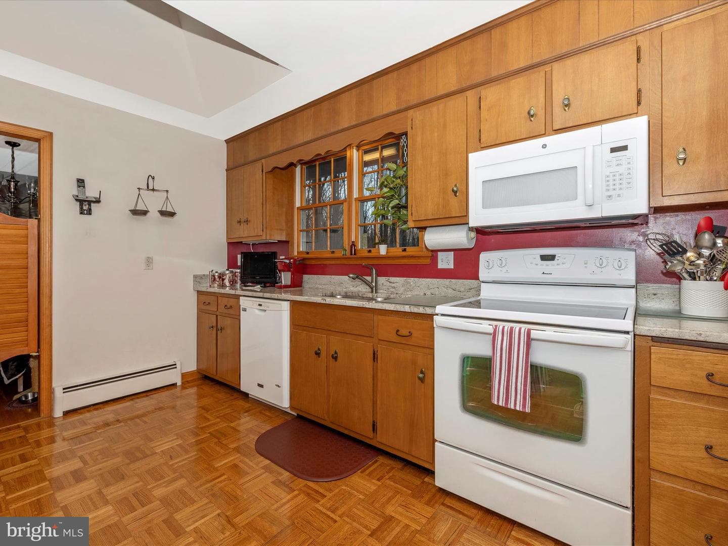 24412 Kakae Drive photo 18
