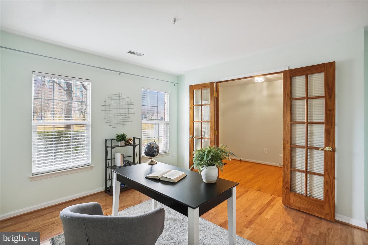 9712 Washingtonian Boulevard photo 27