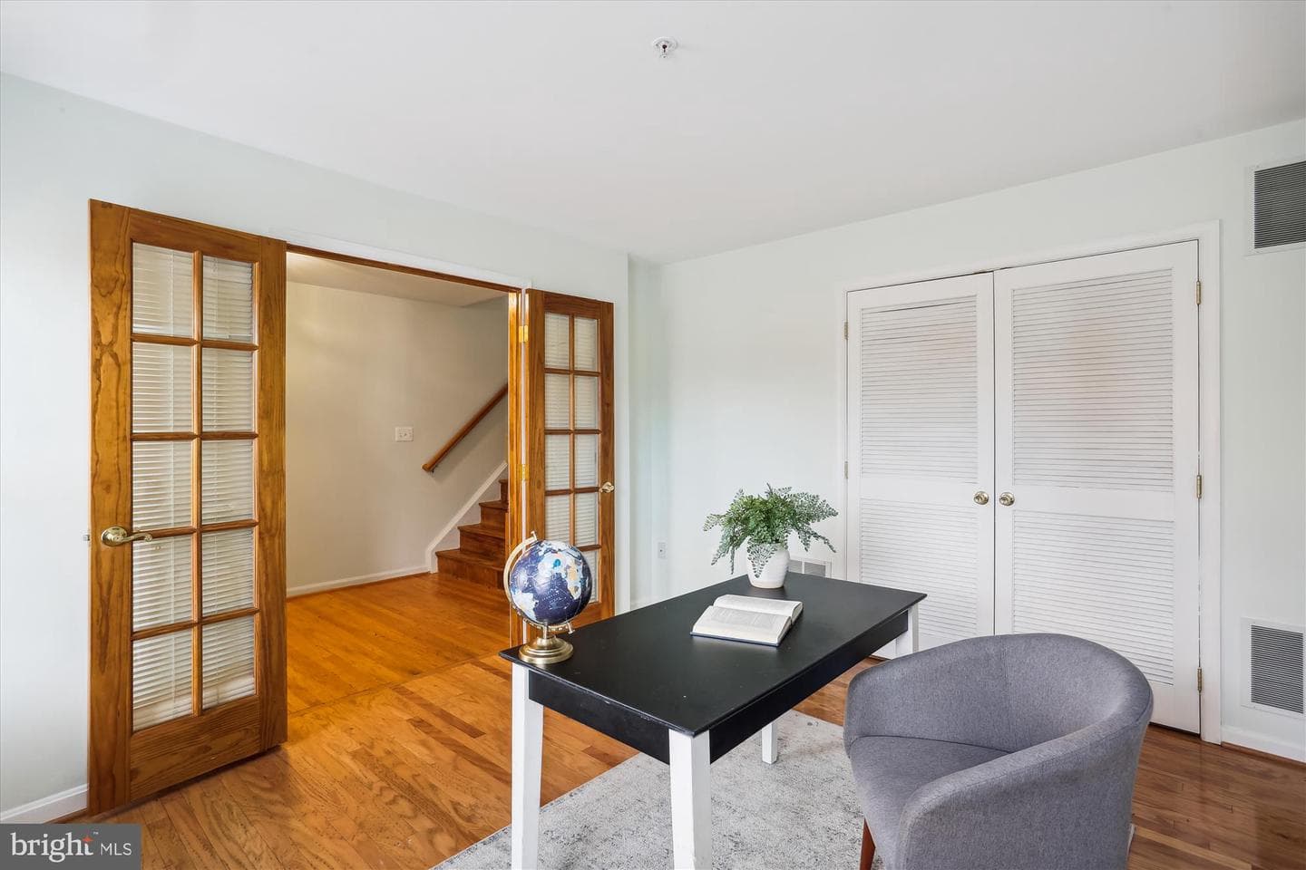 9712 Washingtonian Boulevard photo 28