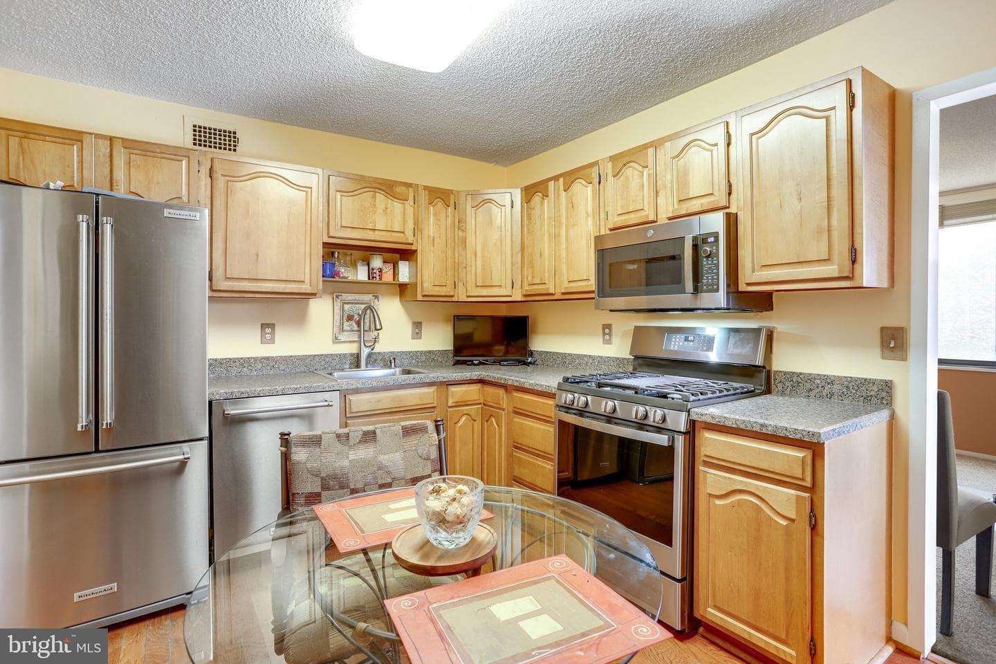 5225 Pooks Hill Road #328s photo 16