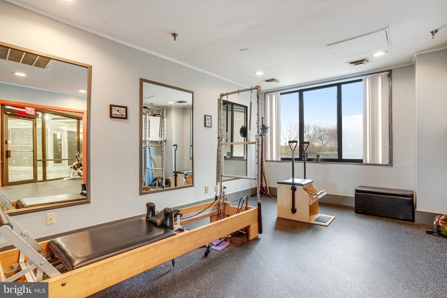 5225 Pooks Hill Road #328s photo 35