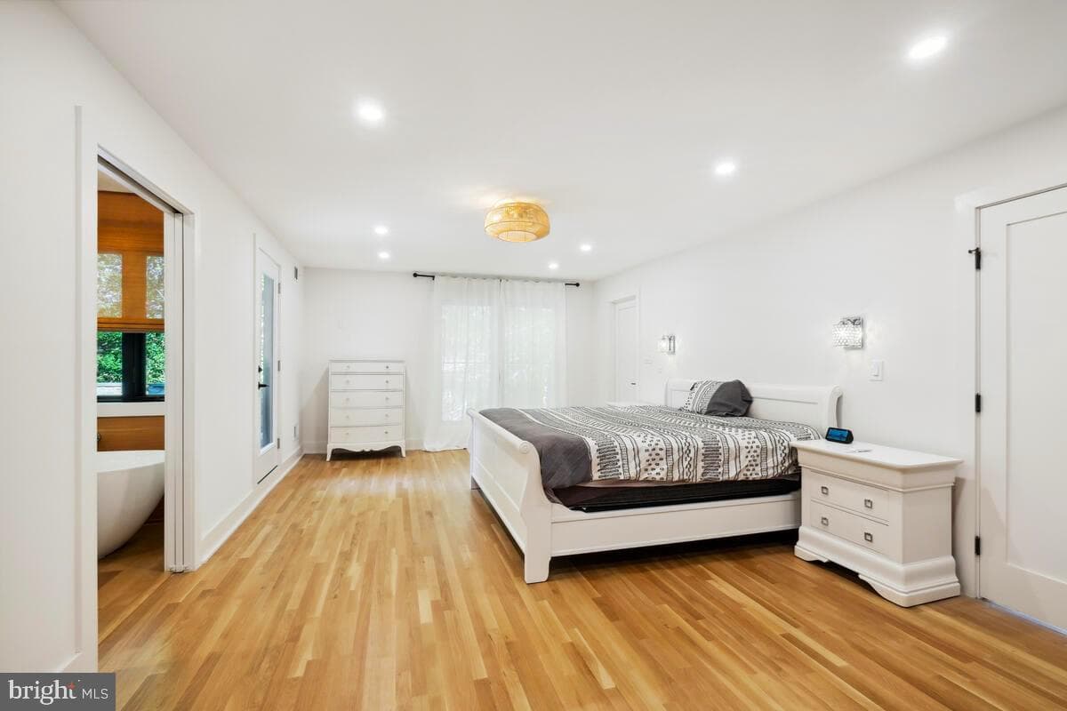11900 Viewcrest Terrace photo 28