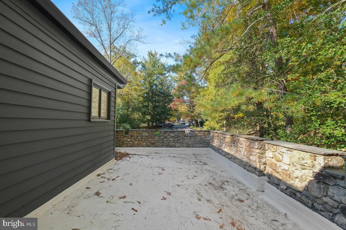 11900 Viewcrest Terrace photo 34