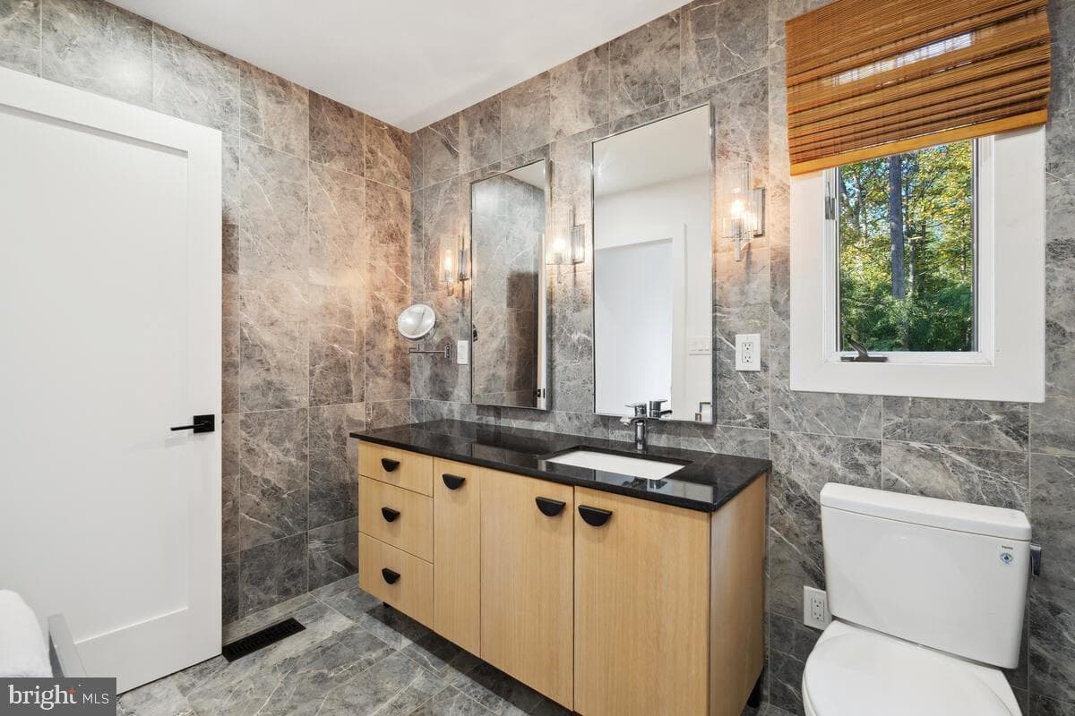 11900 Viewcrest Terrace photo 47