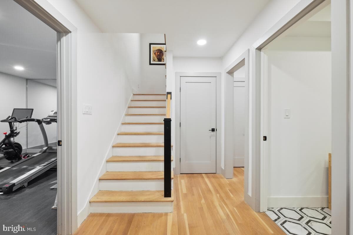 11900 Viewcrest Terrace photo 50