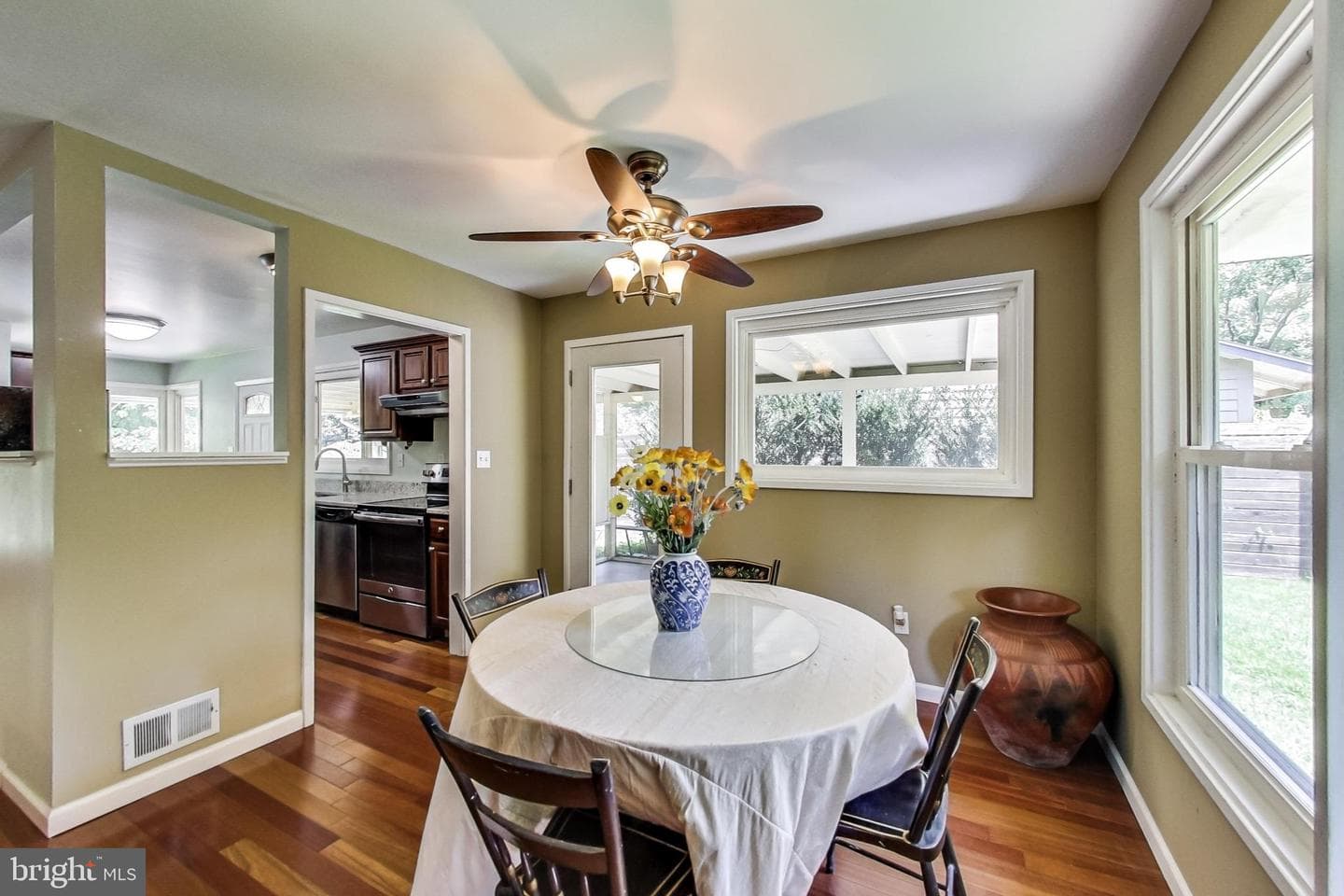 10103 Parkwood Terrace photo 10