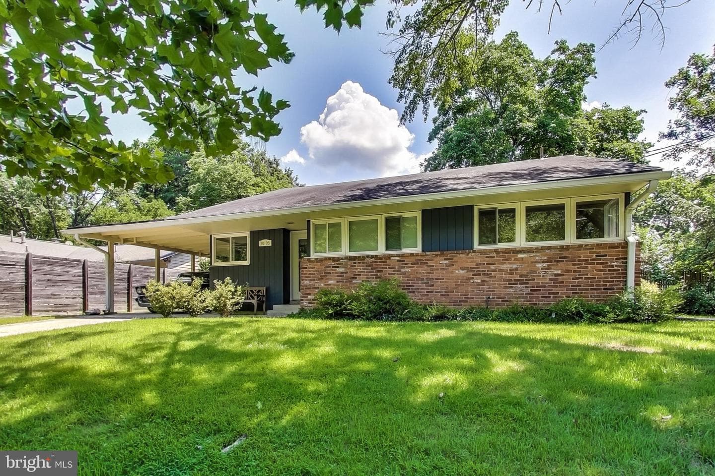 10103 Parkwood Terrace photo 3