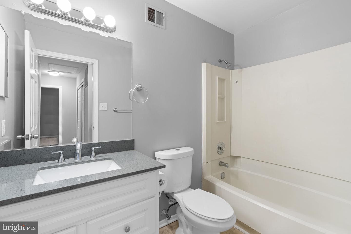 14516 Macbeth Drive photo 16