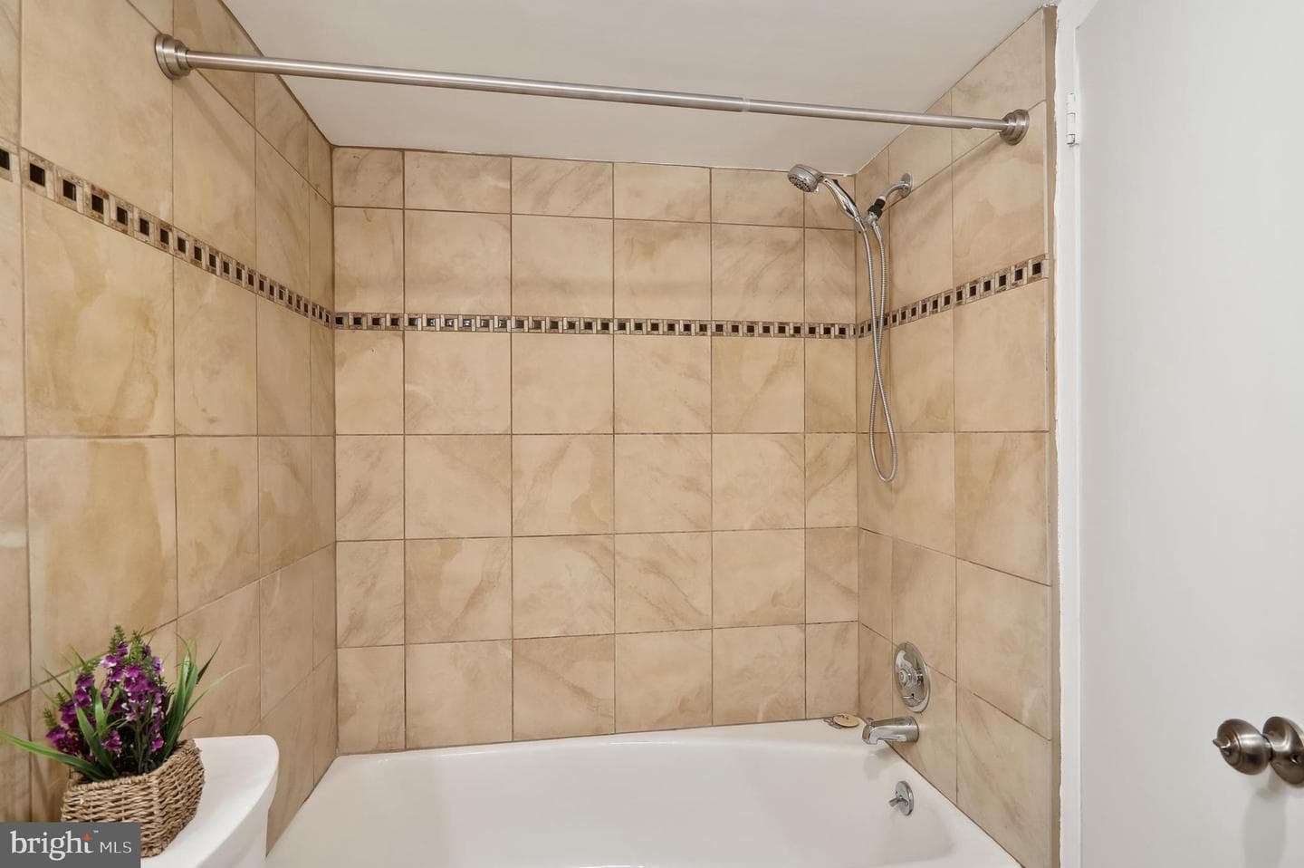 5101 River Road #202 photo 15