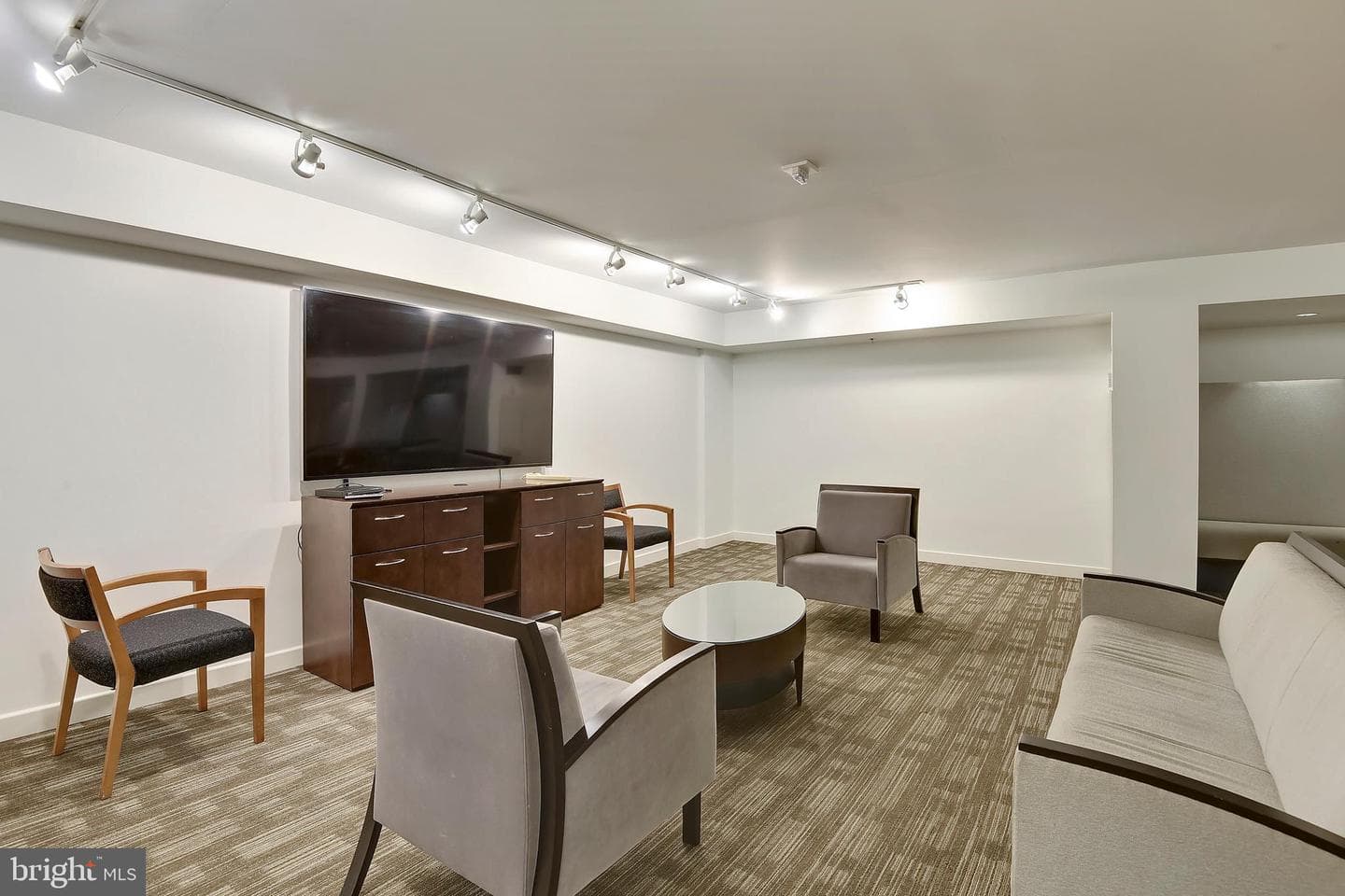 5101 River Road #202 photo 30