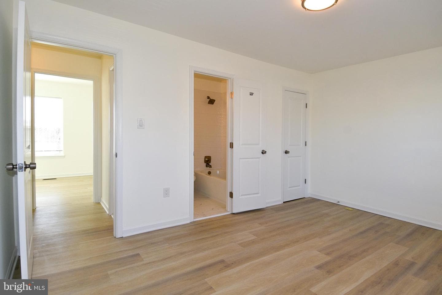1907 Bronzegate Boulevard #93 photo 20