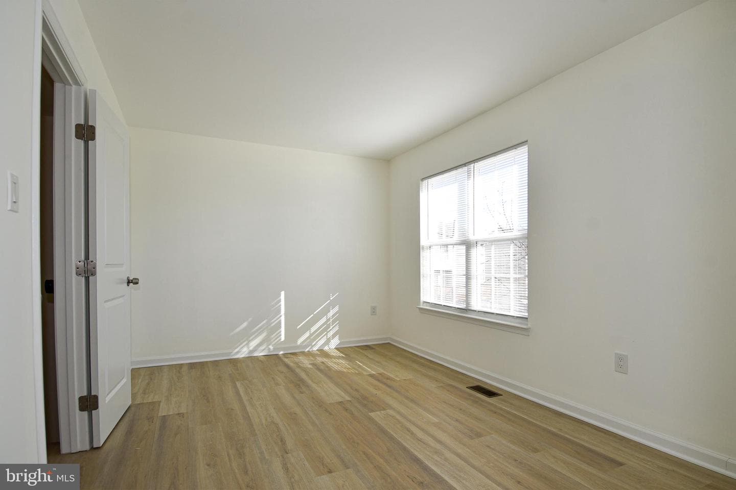 1907 Bronzegate Boulevard #93 photo 21