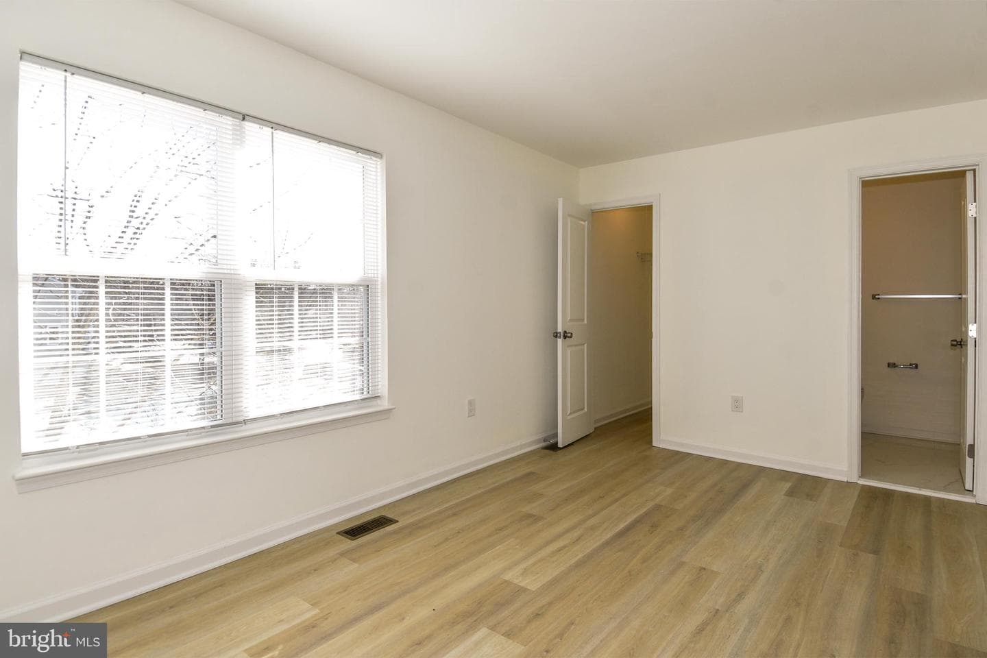 1907 Bronzegate Boulevard #93 photo 31