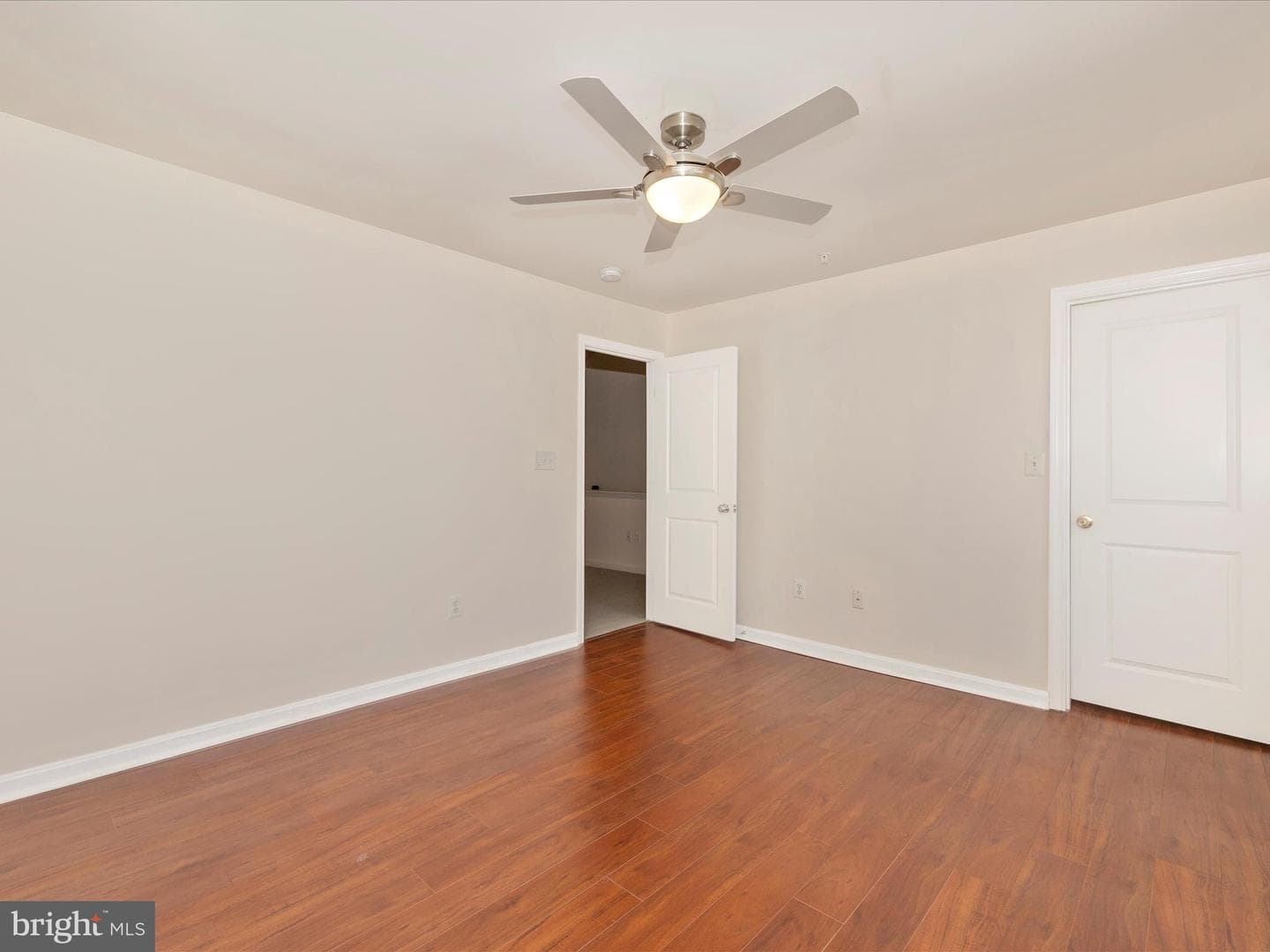 13430 Dutrow photo 38