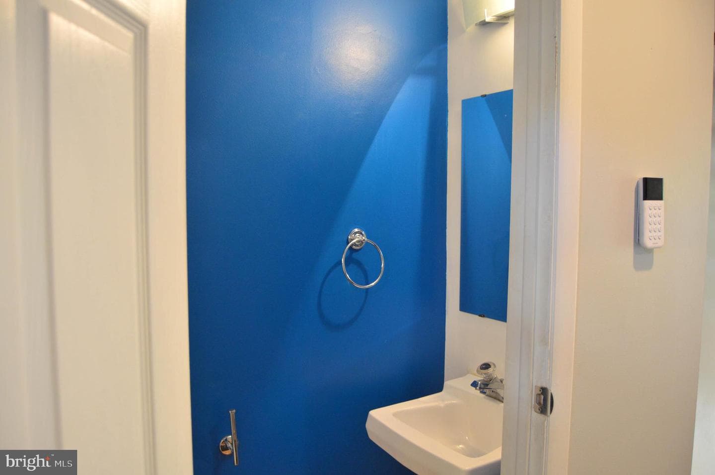 2947 Shepperton Terrace photo 26