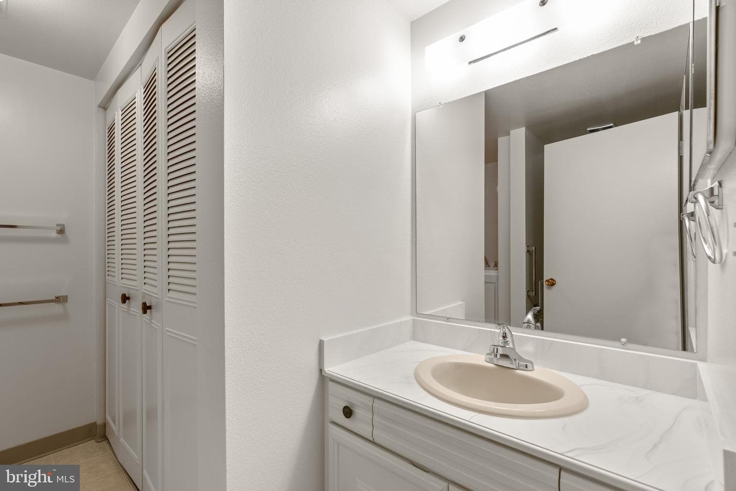 3441 S Leisure World Boulevard #84-1b photo 18