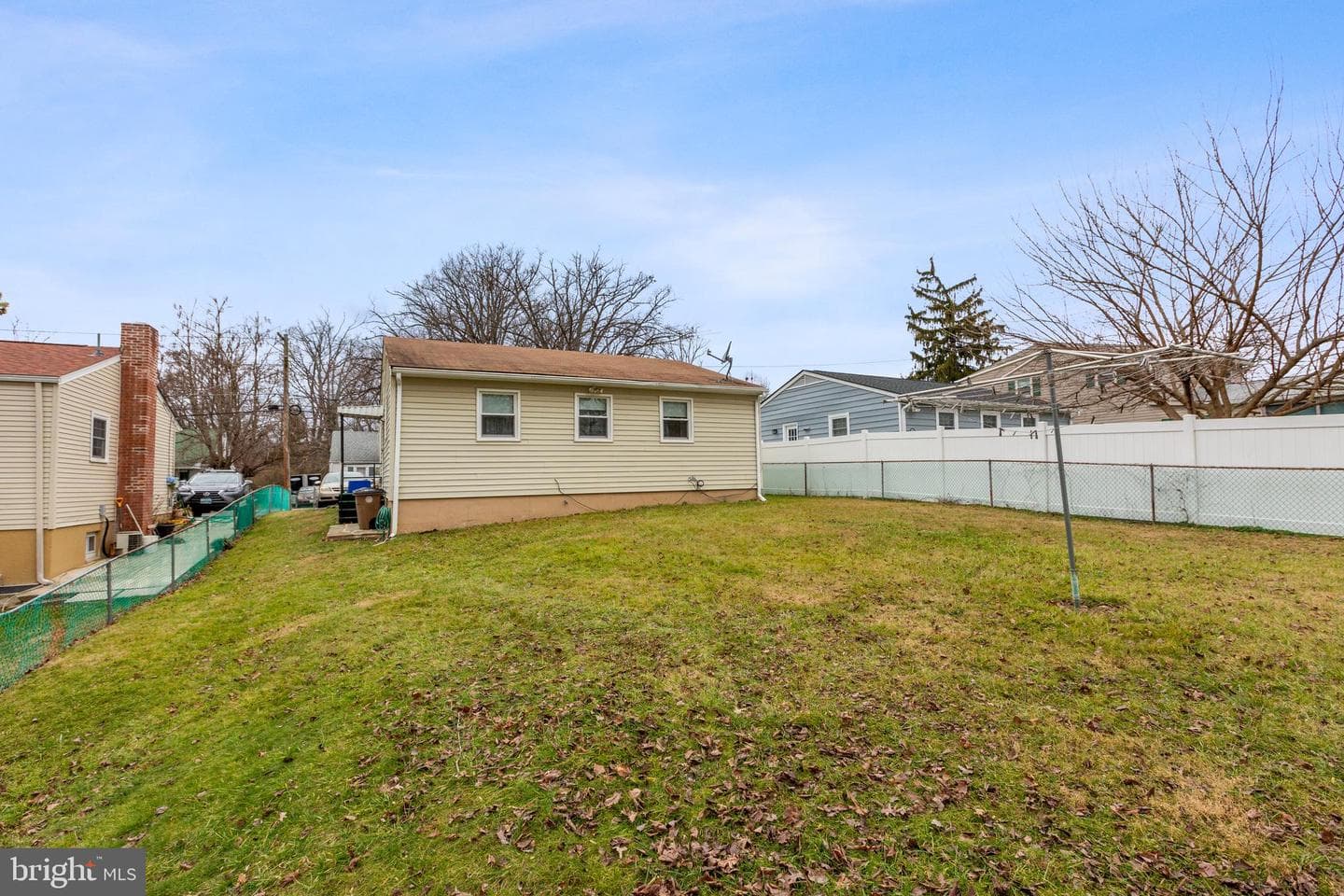 705 Douglass Avenue photo 23