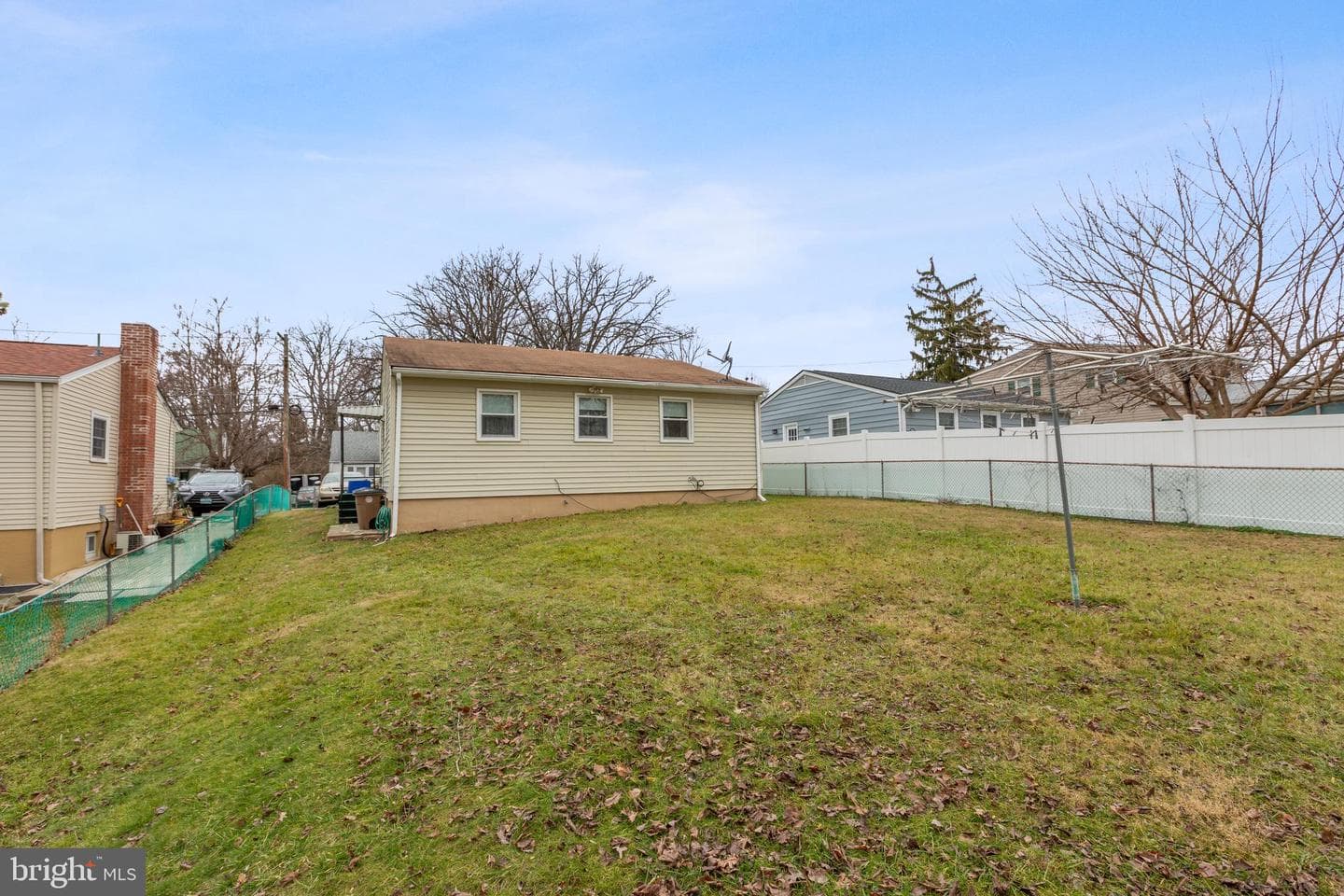 705 Douglass Avenue photo 24