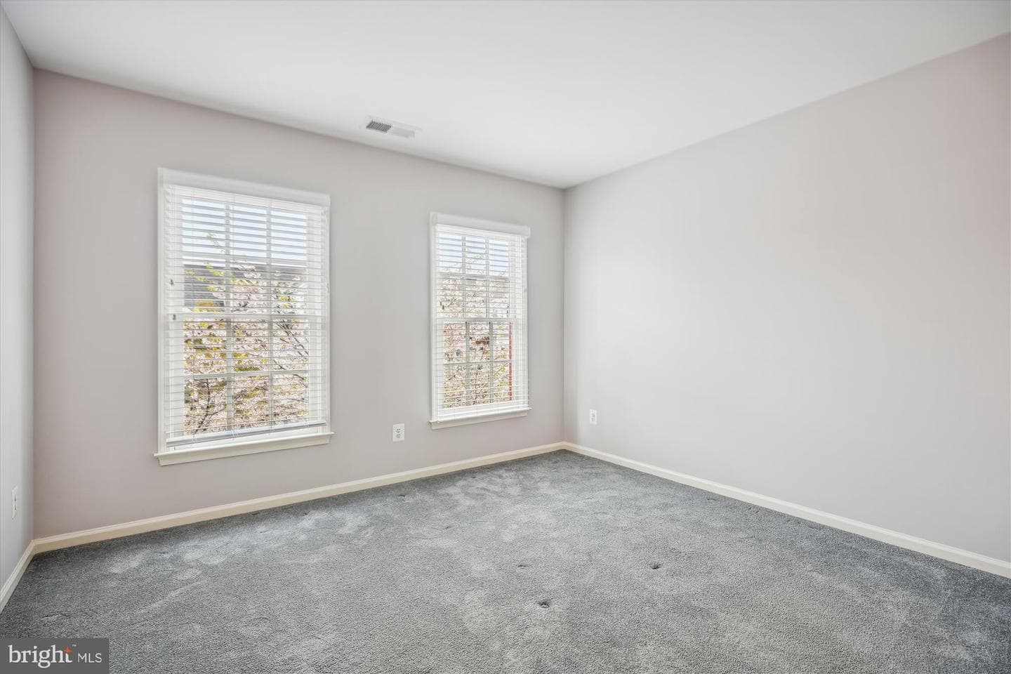 409 Oak Knoll Terrace photo 34