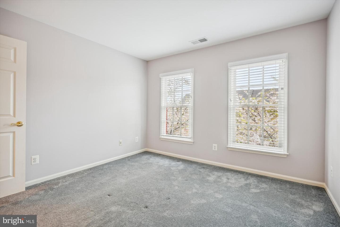 409 Oak Knoll Terrace photo 35