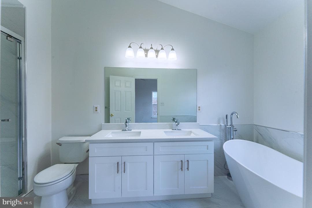 9734 Washingtonian Boulevard photo 17