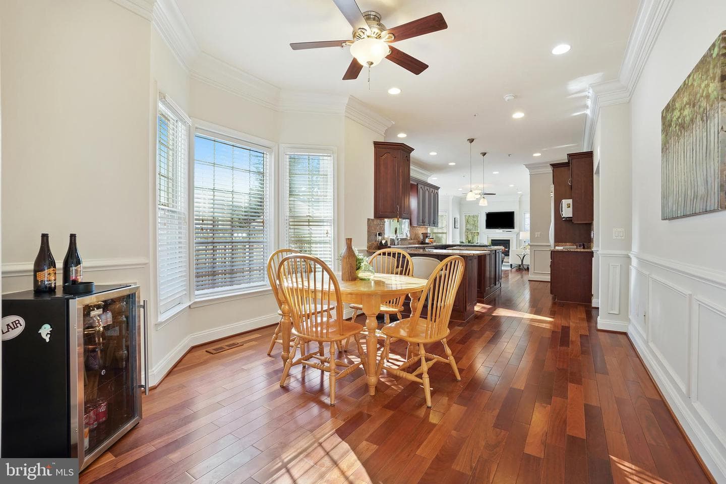 5600 Southwick Street photo 11