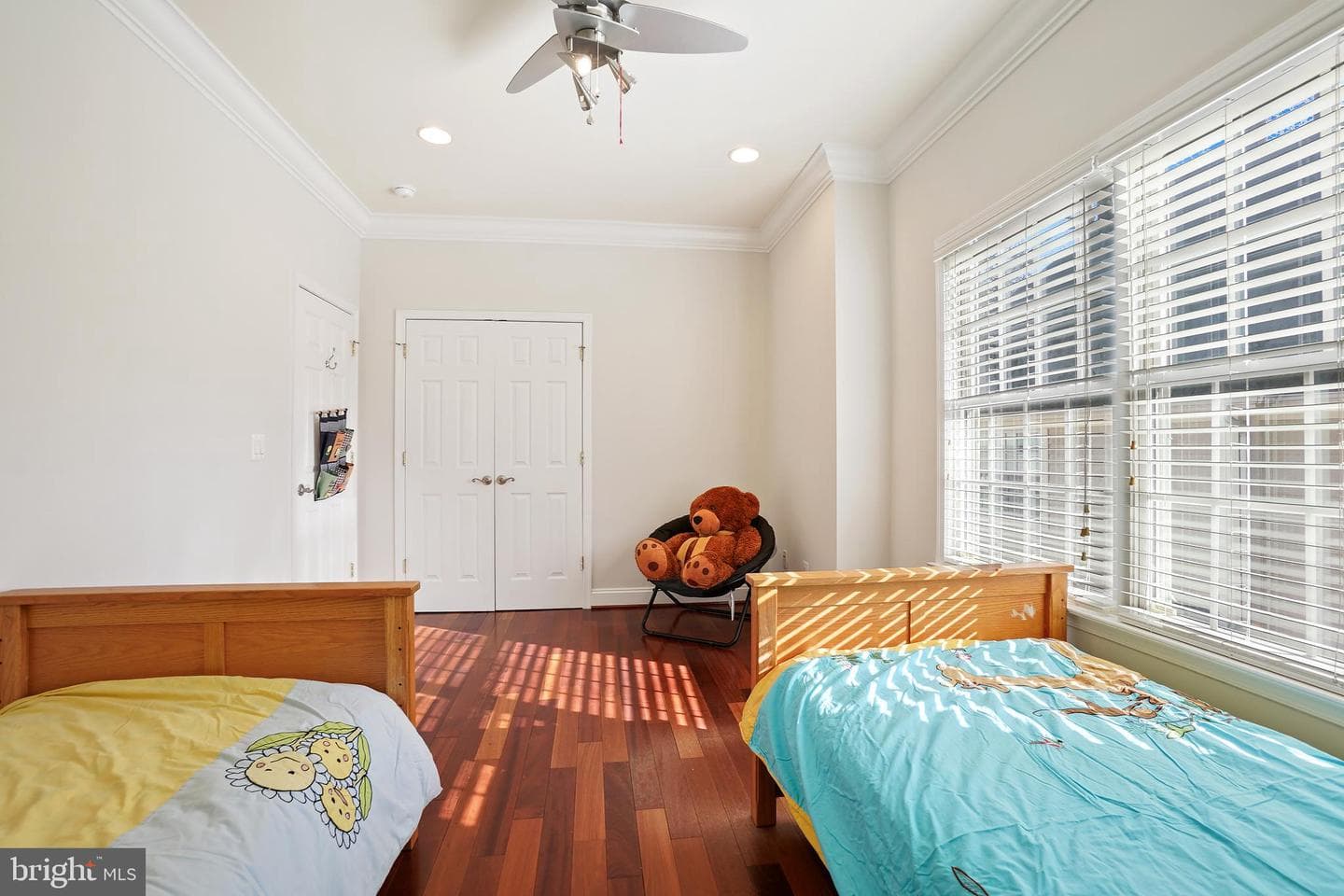 5600 Southwick Street photo 30