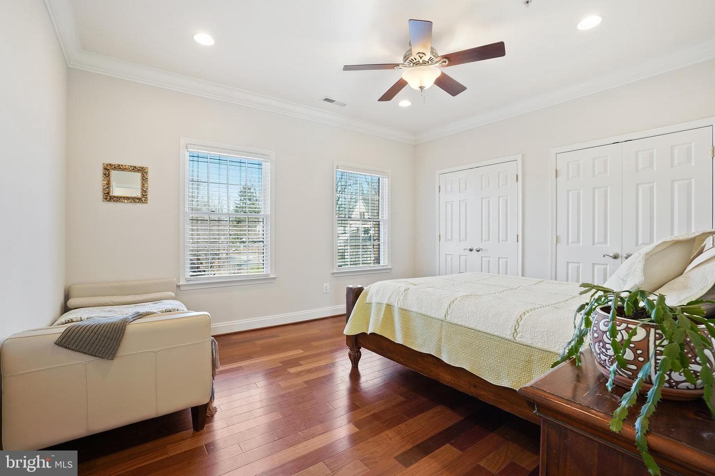 5600 Southwick Street photo 31