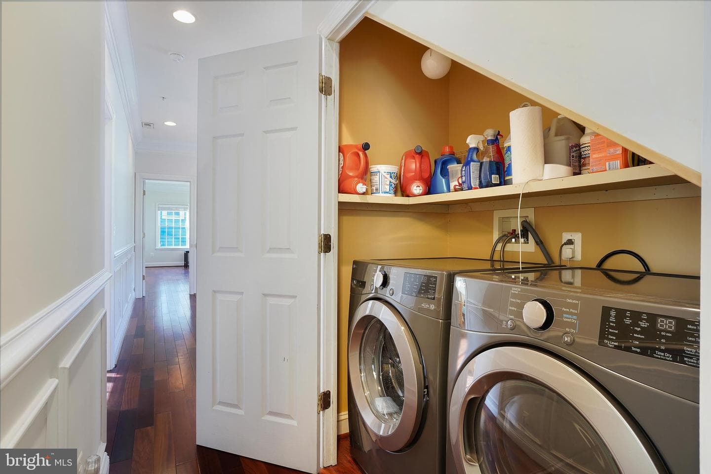 5600 Southwick Street photo 41