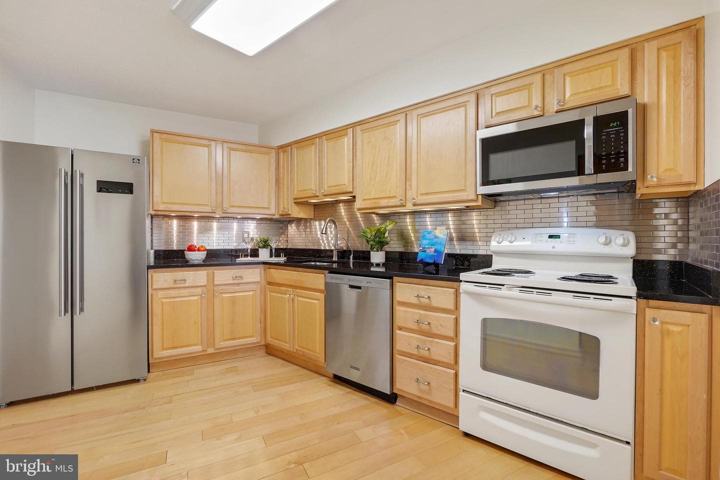 15115 Interlachen Drive #3-418 photo 11