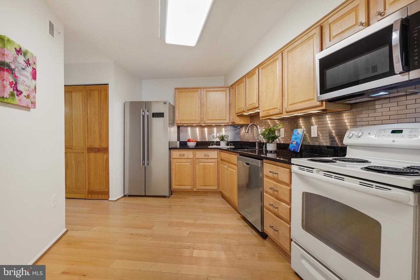 15115 Interlachen Drive #3-418 photo 13