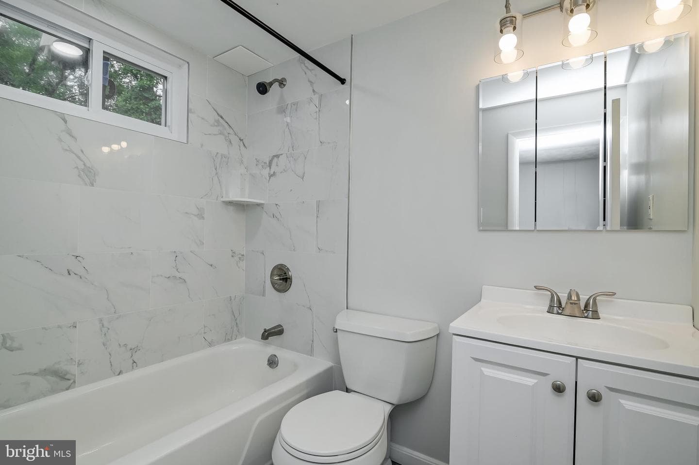 3808 Greenly Street photo 11