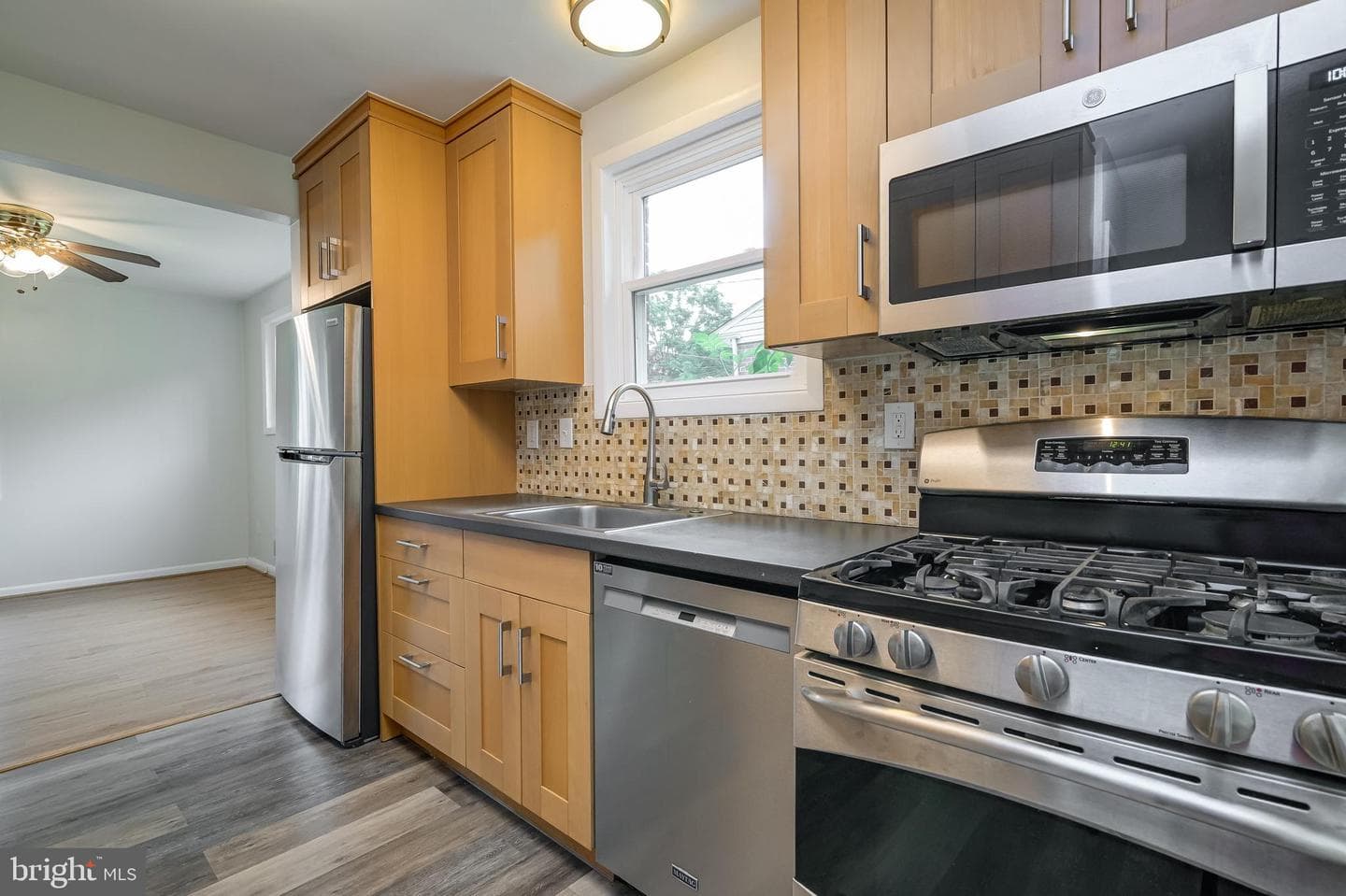 3808 Greenly Street photo 2