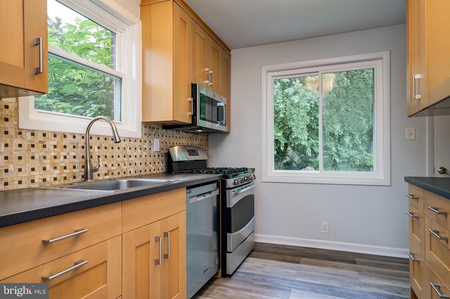 3808 Greenly Street photo 3