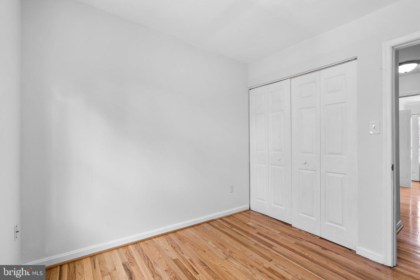 728 Oxford Square Drive photo 24