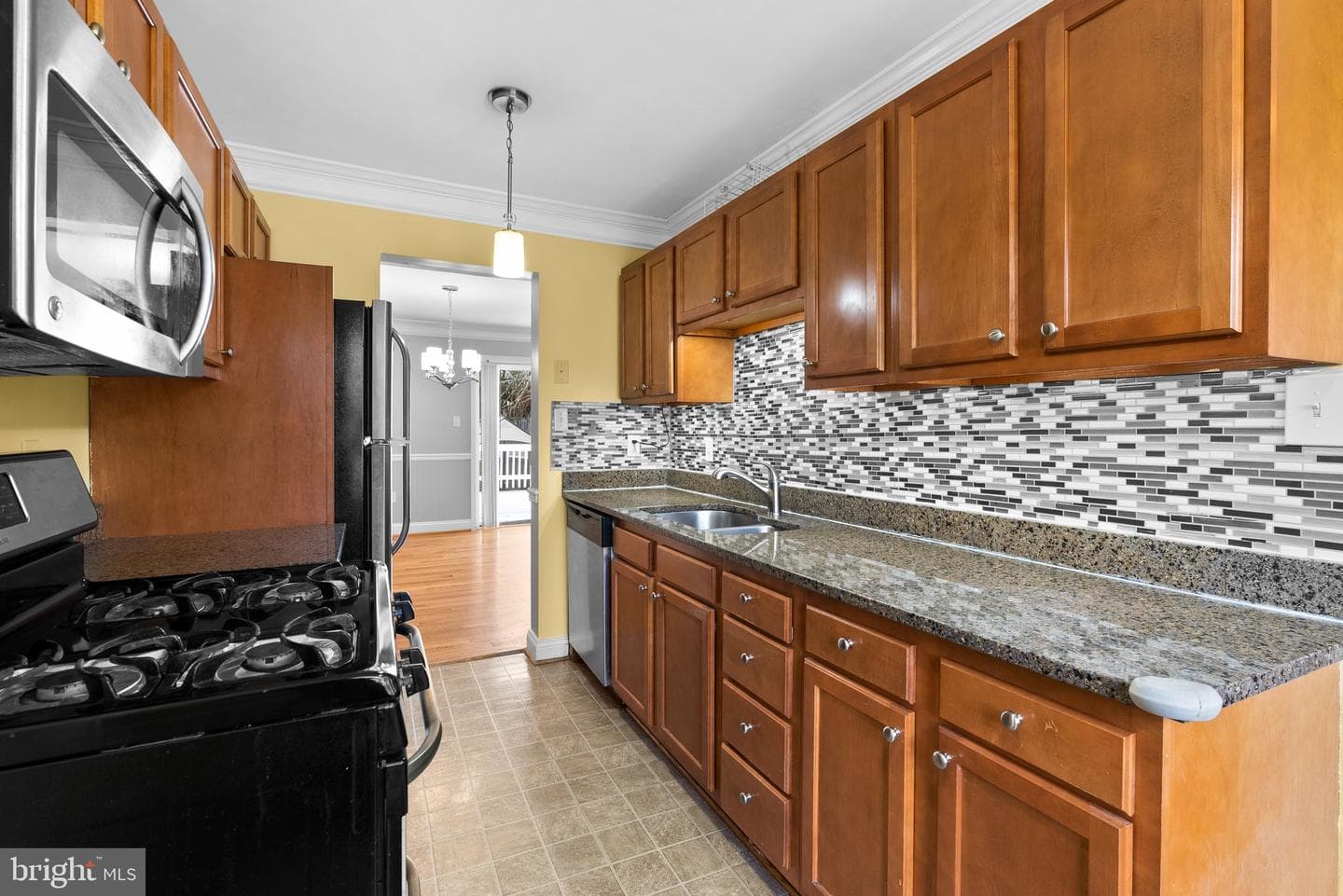 728 Oxford Square Drive photo 8