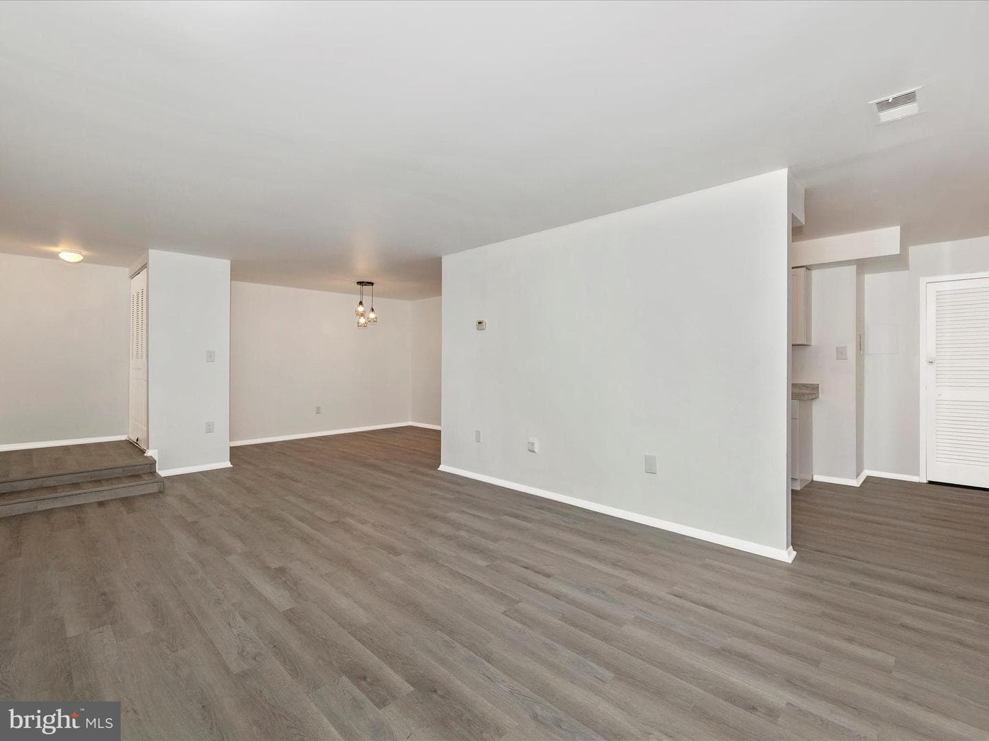 433 Christopher Avenue #91 photo 10