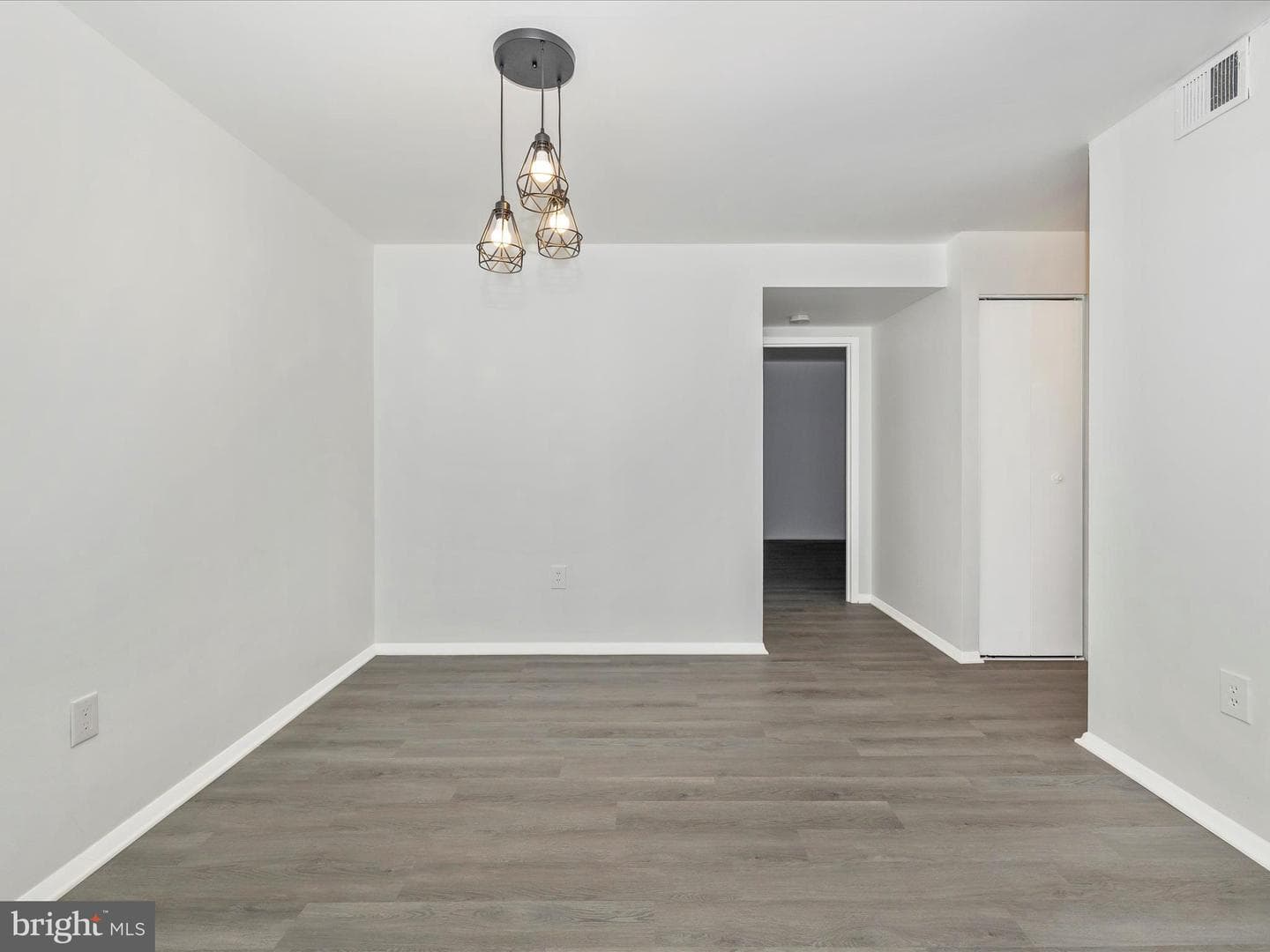 433 Christopher Avenue #91 photo 13